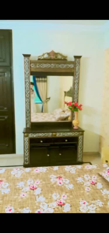 F11 new furnished 2bed tv l no 4b for rent 2