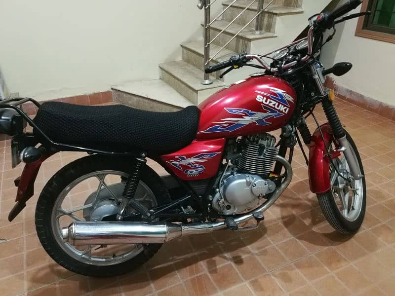 Suzuki GS 150 SE 0