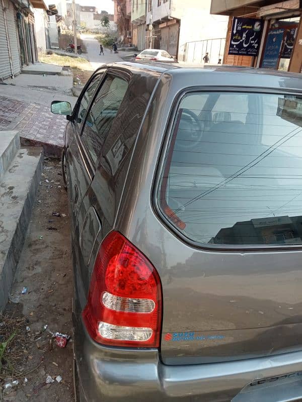 Suzuki Alto 2010 5