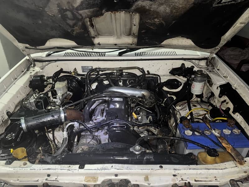 Toyota Prado 2000 3.0L Diesel Engine 12