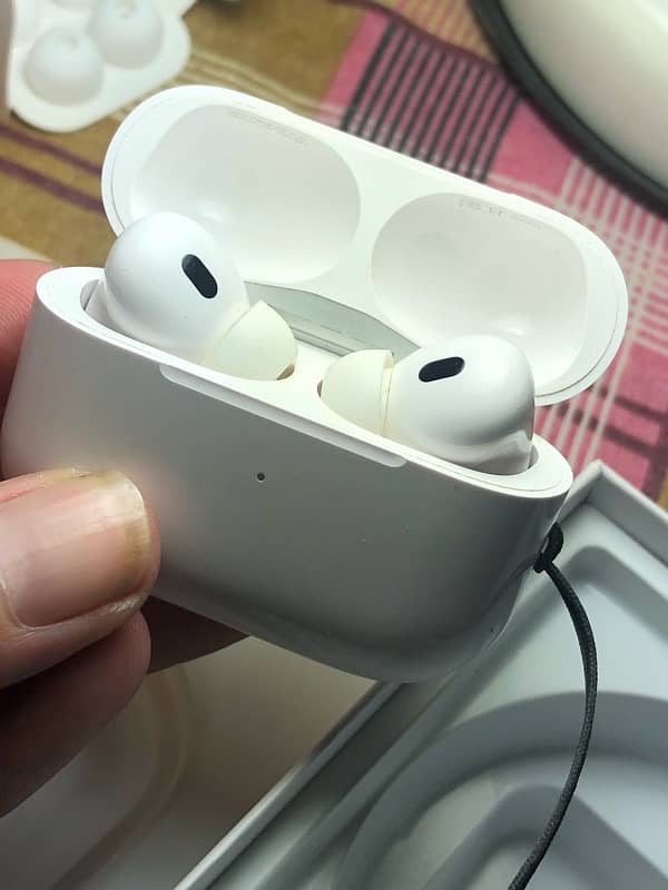 apple AirPods 1