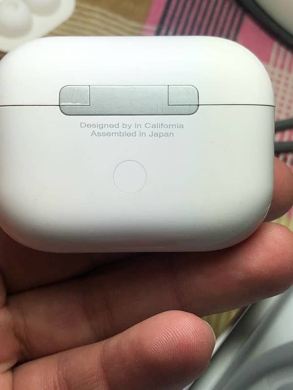 apple AirPods 4