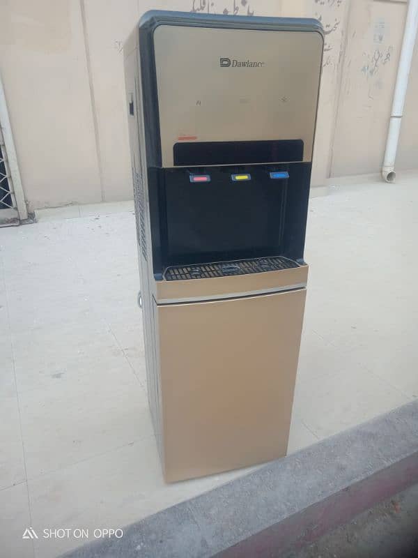 Dowlance water dispenser good condition 0