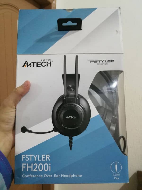 A4 tech headphones 0