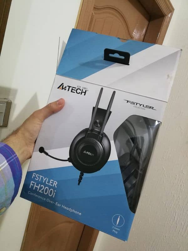 A4 tech headphones 1