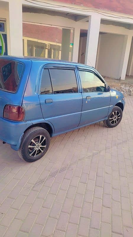 Daihatsu Cuore 2003 11