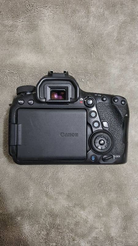 canon 6d mark ii only body 0