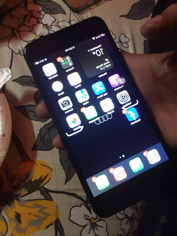 i phone 7 plus 0