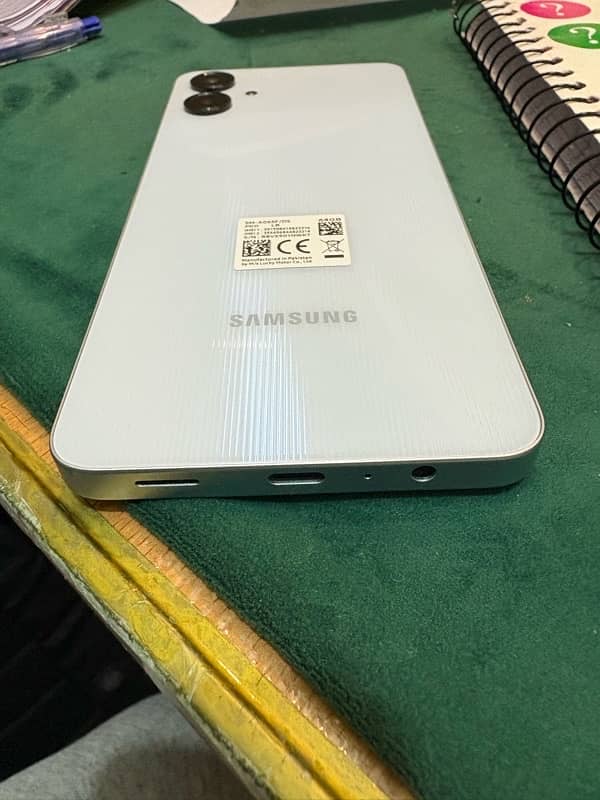 Samsung A06 4