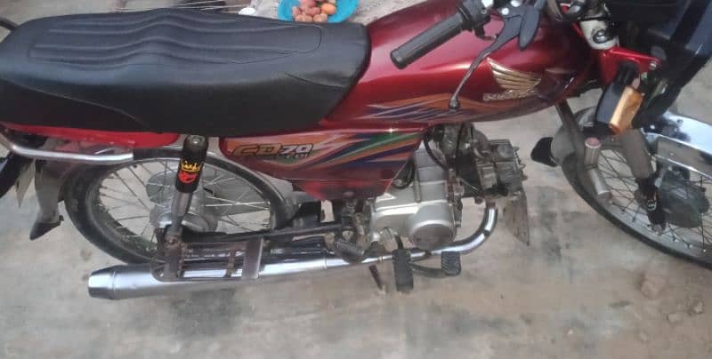 Asslamo alikum Bike CD 70 for sale buy in sheikhupura  2020 modell 3