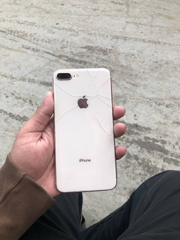 i phone 8 plus Non pta 1