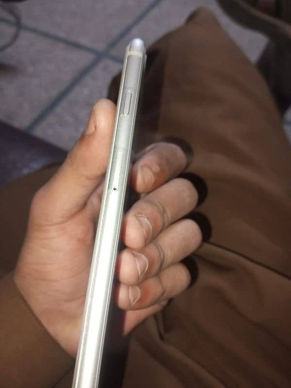 iphone 8 plus and Infinix hot 30i for urgent sell 8