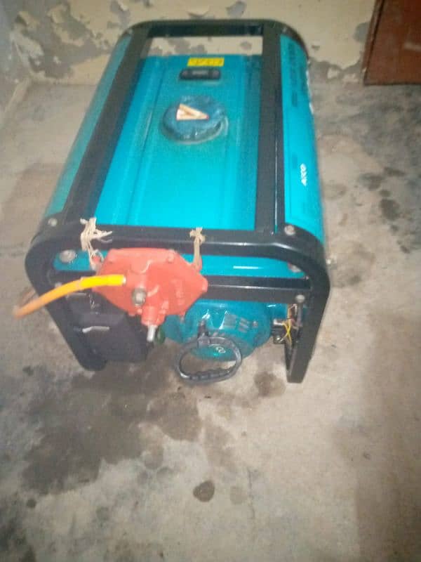 ARCO 2.5 Kva generator in lush condition only one year used 2