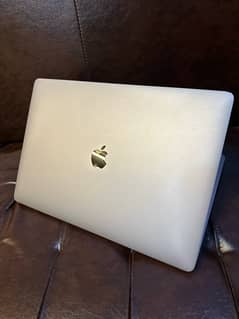 MAC 2019 Pro 16inch/16/512/4Gb card/ 107 CyCle only/Ci7 /New Condition