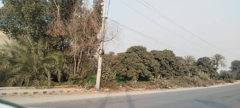 Barki Road 52 Acres 19 Marla facing canal for sale ideal For farmhouse 1