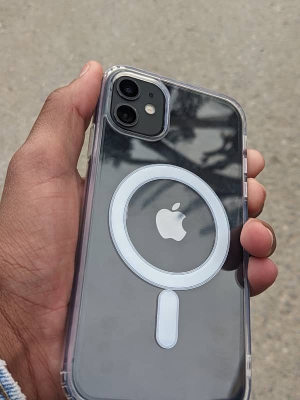 iphone 11 jv 64gb in black 3