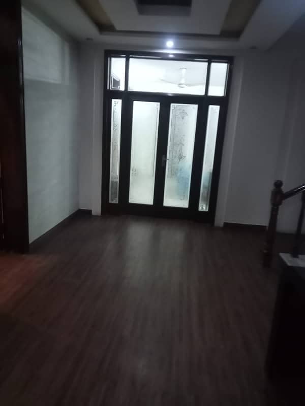 Gulbarg Main Boulevard Fully Furnish Office 5500 Square Foot Best For IT Office 7