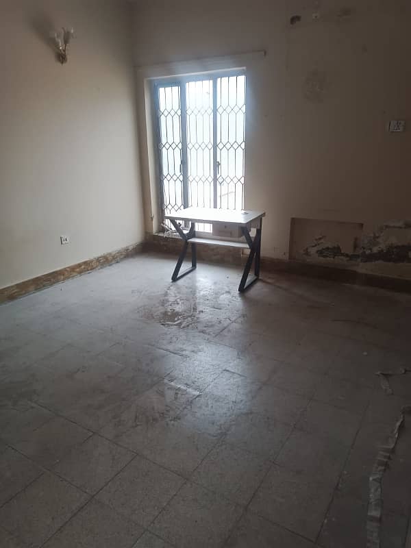 Khayaban E Amin Flat 2 Bedroom For Sale Fully Tile Flooring 3