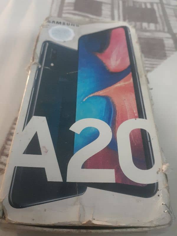 Samsung a20 4