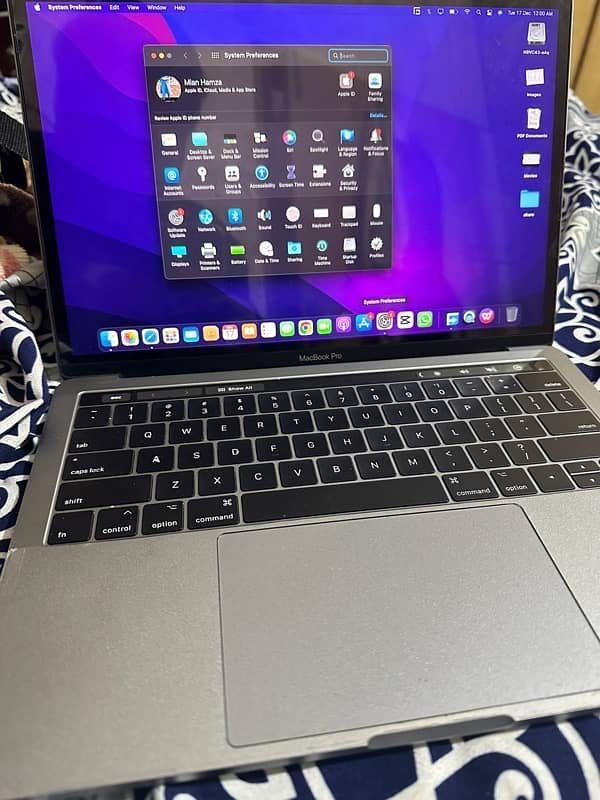 MACBOOK PRO i5 2017 0