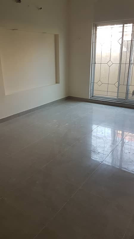 5 Marla Flat For Rent In Central Park Housing Scheme 0