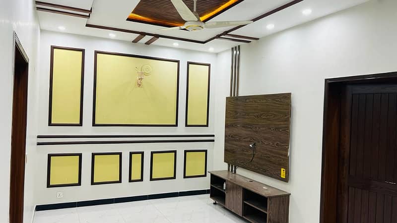 10 Marla Lower Portion For Rent In Central Park Housing Scheme Ferozepur Road 4