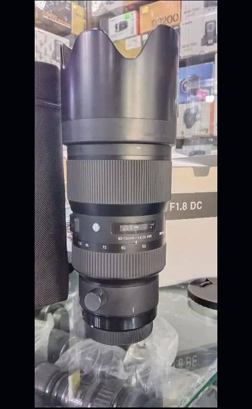 Sigma 50-100mm f/1.8 dc Art lens brand new condtion 1