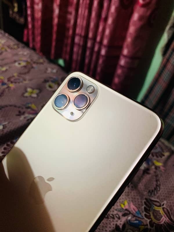 IPhone 11 Pro Max 64GB Dual PTA Approve Gold 1