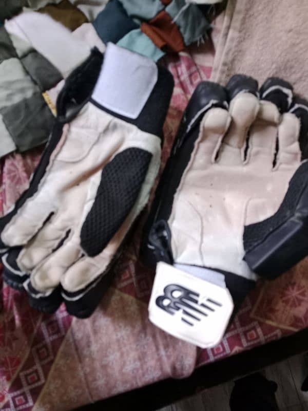 NB gloves Available 5