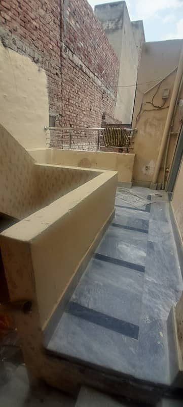 3 Marla 2nd floor upper portion fully marble floor In Gosha E Ahbab lhr 2