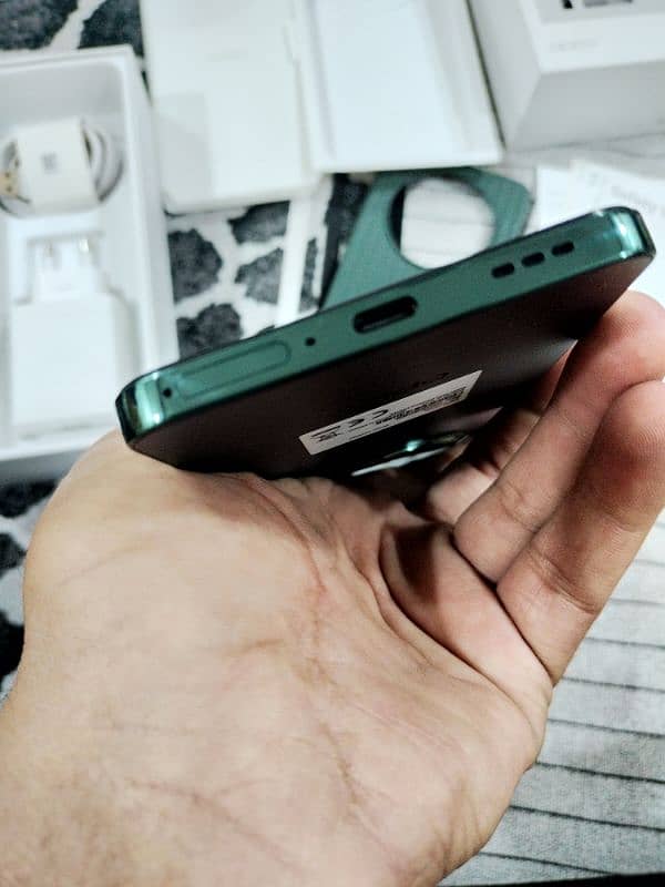 oppo reno 12F 8GB 256GB full werrnty 4