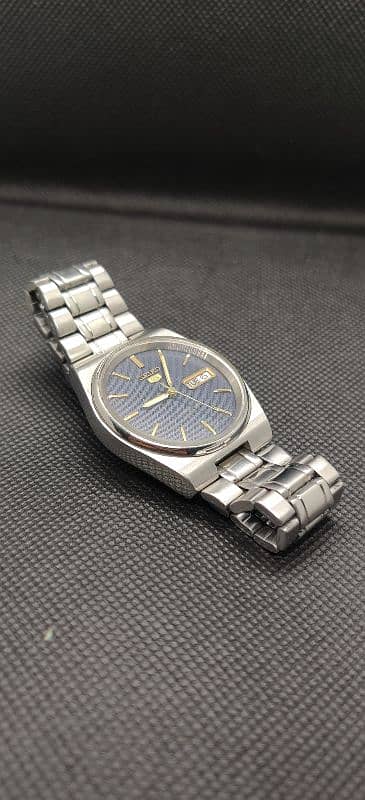 Seiko 5 Vintage Blue Automatic Watch 4