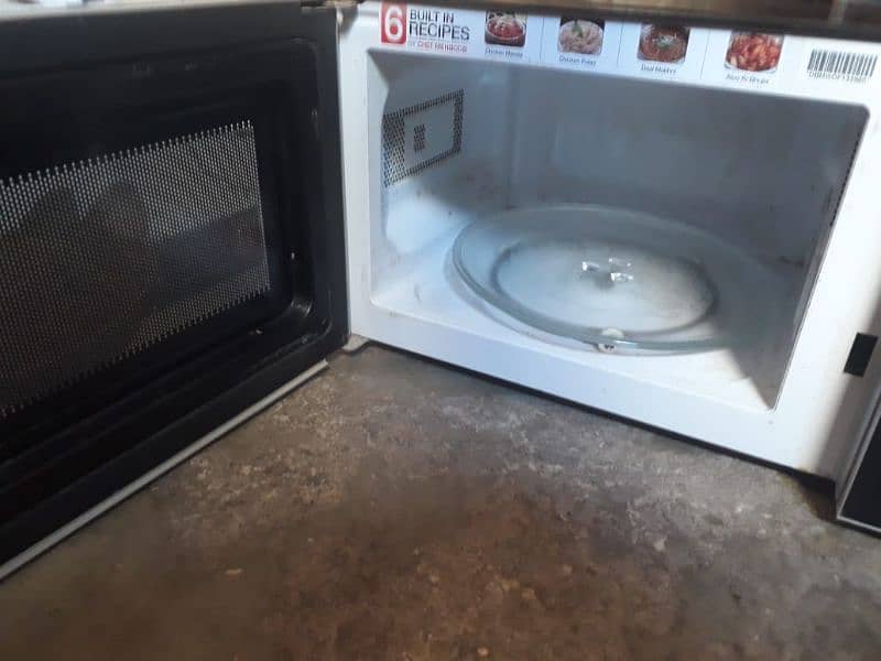 Dawlance microwave oven 1