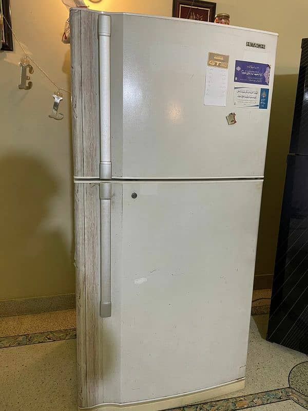 Large 18cft Hitachi Fridge for sell 0