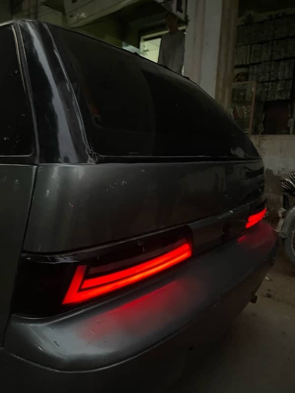 back lava lights only for old cultus, 10/10 condition mein hain lights 2