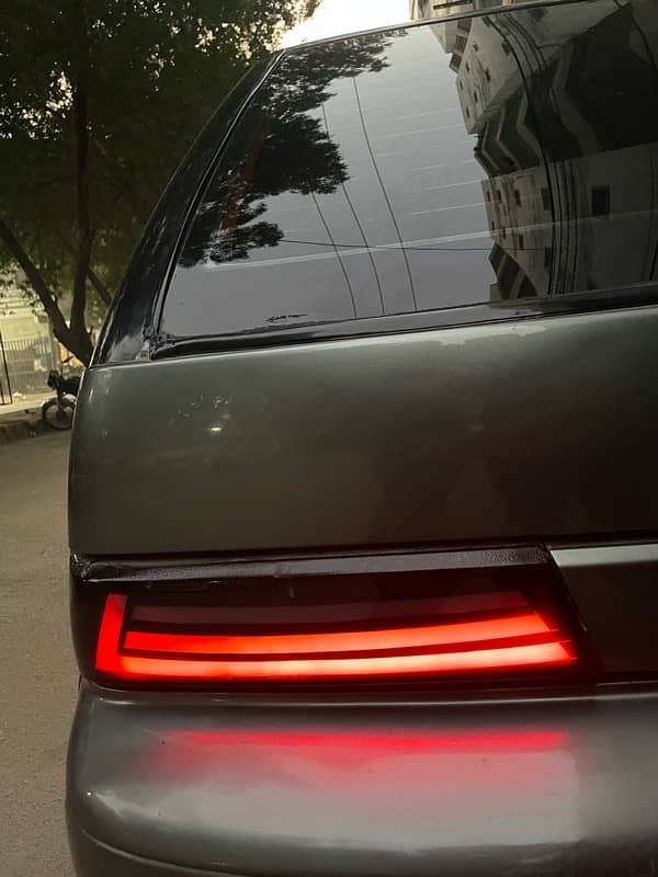 back lava lights only for old cultus, 10/10 condition mein hain lights 3