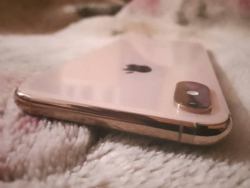 iPhone XS good condition 0