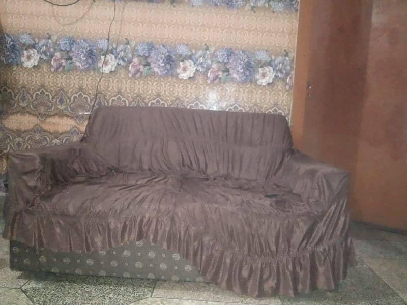 3seater sofa for sale 2