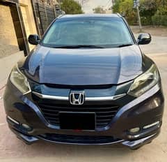 Honda Vezel full option