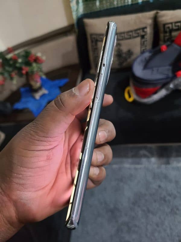 oneplus 9 pro PTA approved 8/128 5