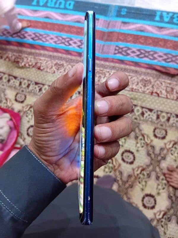 SAMSUNG GALAXY NOTE 9 6