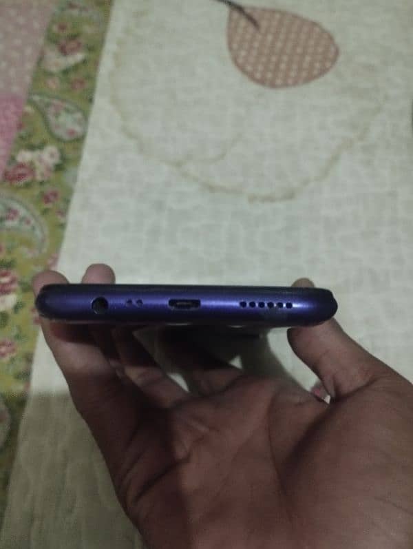 realme 5 for sale 4gb /128gb hai 2