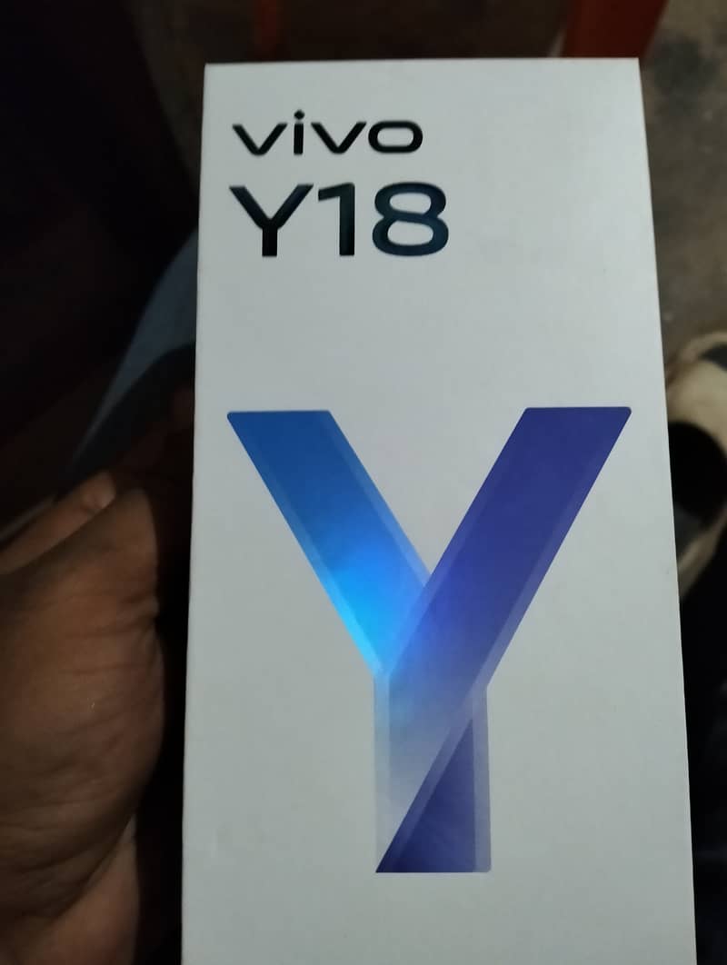 Vivo y18 11 months warranty Remaining 3