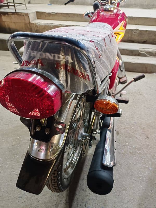 Honda 125 2025 1