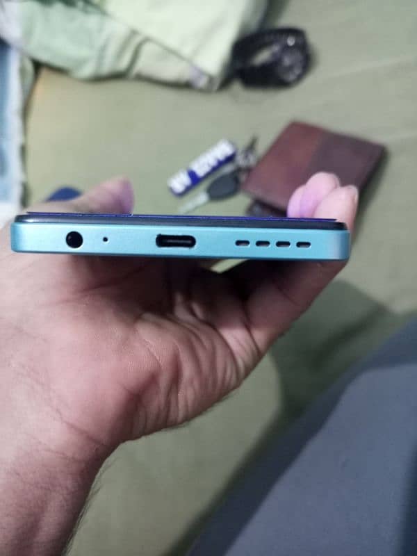 infinix hot 30 8/128Gb 1