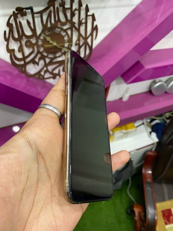 APPLE IPHONE 11|11 Pro With Gift Original Dock Box pack FU NON 64 14