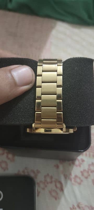 Casio golden watch just like new 2