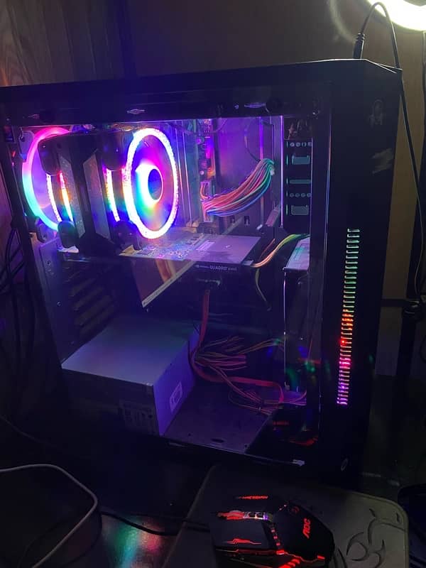 Gaming pc with all asserioses i5 4  generation 0