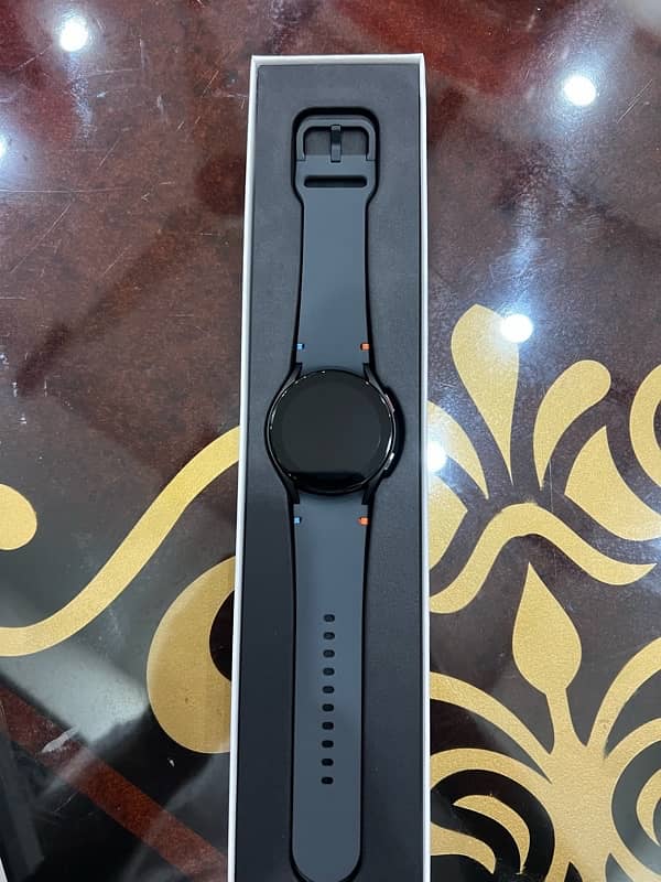 Samsung Galaxy FE smart watch 3