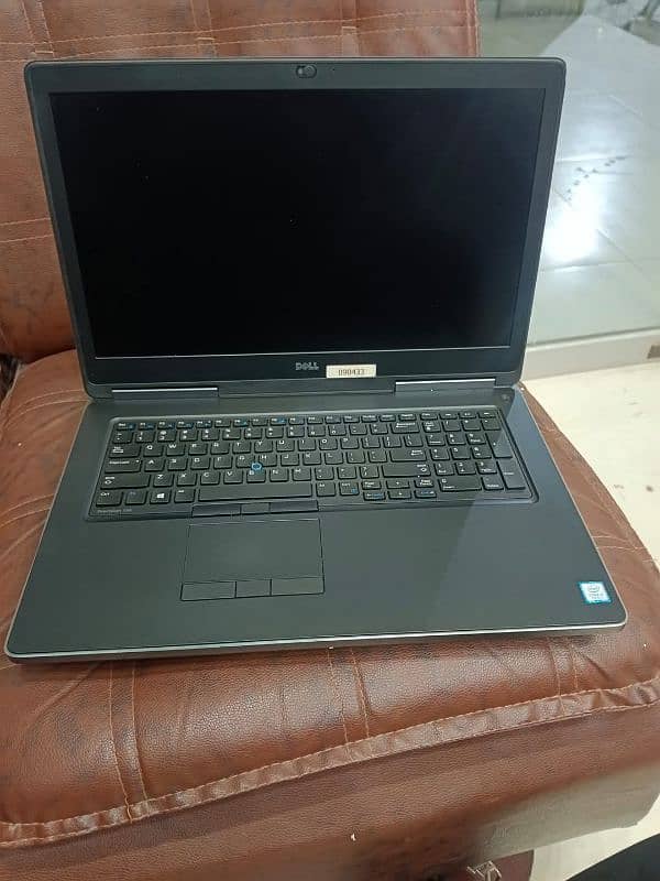 DELL Precision 7710 Workstation 3